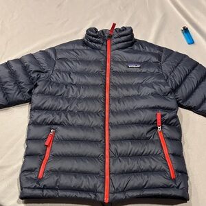 Patagonia Dark Blue Puffer Jacket with Red Zippers